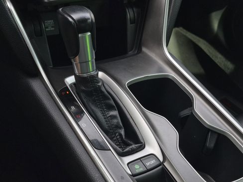Used 2019 Honda Accord Sport image 26