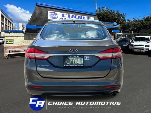 Used 2017 Ford Fusion S FWD image 7