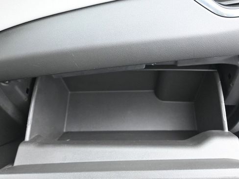 Used 2020 Chevrolet Equinox LS w/ LS Convenience Package image 30