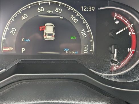 Used 2024 Toyota RAV4 XLE image 14