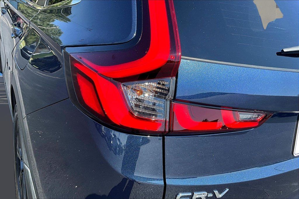Used 2024 Honda CR-V Sport Touring image 24