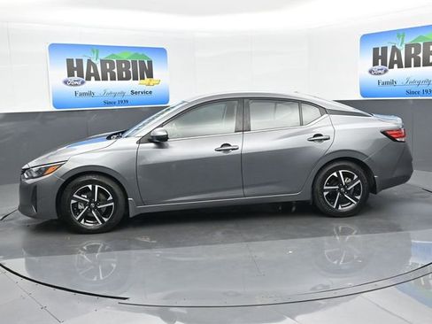 Used 2024 Nissan Sentra SV w/ All-Weather Package FWD image 2
