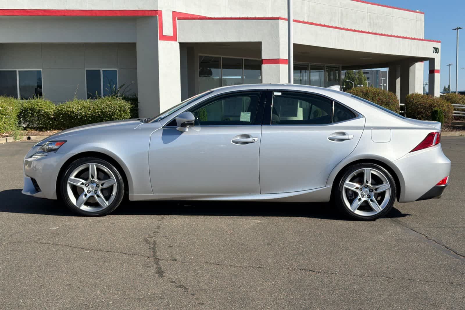 Used 2015 Lexus IS 350 RWD image 9