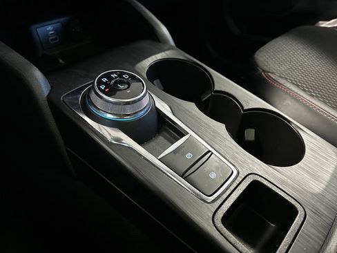 Certified 2025 Ford Escape ST-Line Elite image 23