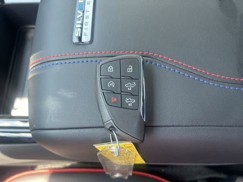 New 2024 Chevrolet Silverado EV RST image 10