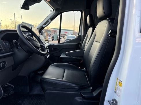 New 2026 Ford Transit 250 148 Medium Roof image 9