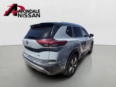 Used 2021 Nissan Rogue SL w/ Premium Package FWD image 4