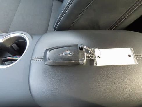 Used 2024 Ford Mustang Coupe image 23