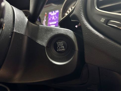 Used 2019 Jeep Compass Latitude AWD/4WD image 27