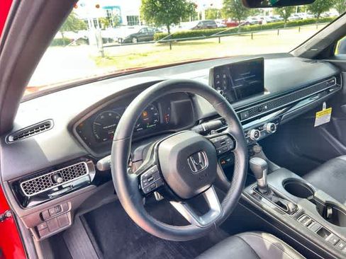 Used 2025 Honda Civic Sport Touring image 15