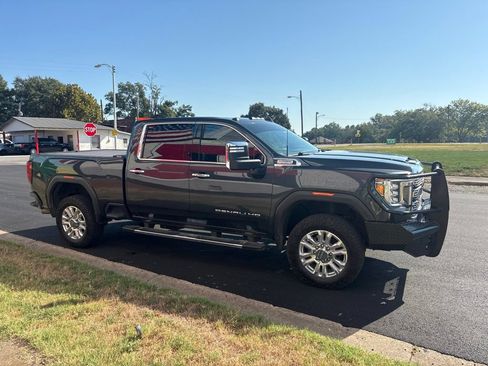Used 2022 GMC Sierra 2500 Denali w/ Denali Ultimate Package AWD/4WD image 7
