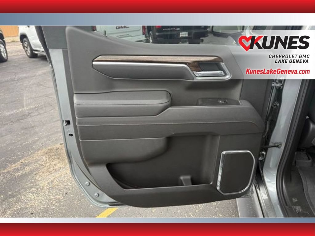 New 2026 GMC Sierra 1500 Elevation w/ Elevation Premium Package AWD/4WD image 19