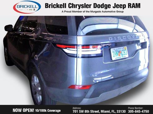 Used 2019 Land Rover Discovery SE image 16