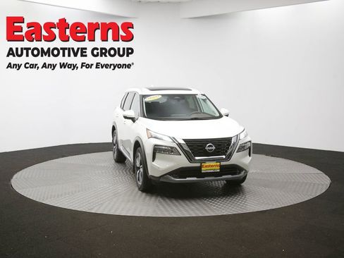 Used 2022 Nissan Rogue SL w/ SL Premium Package image 52