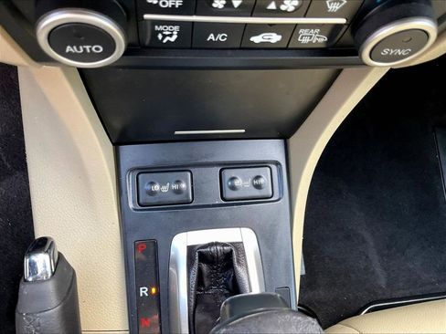 Used 2017 Acura ILX FWD image 15