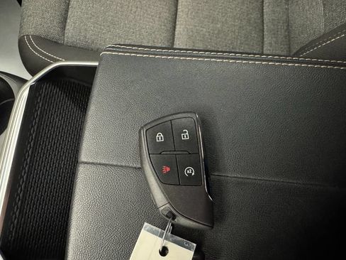 Used 2025 GMC Terrain Elevation AWD/4WD image 16