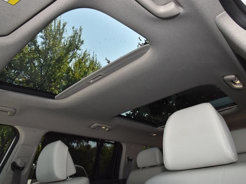 Used 2024 Hyundai Santa Fe Limited FWD image 32