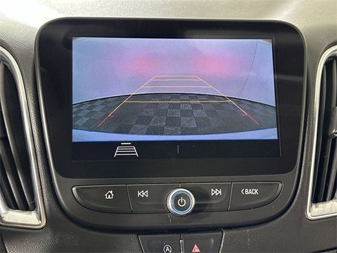 Used 2020 Chevrolet Malibu LT image 15