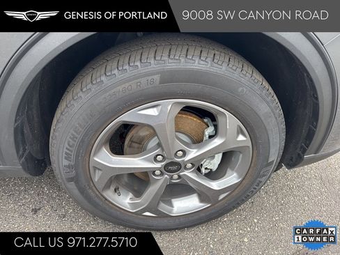 Used 2025 Ford Escape ST-Line image 9