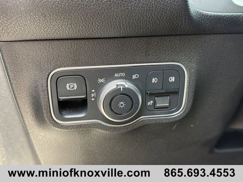 Used 2023 Mercedes-Benz GLB 250 4MATIC image 28