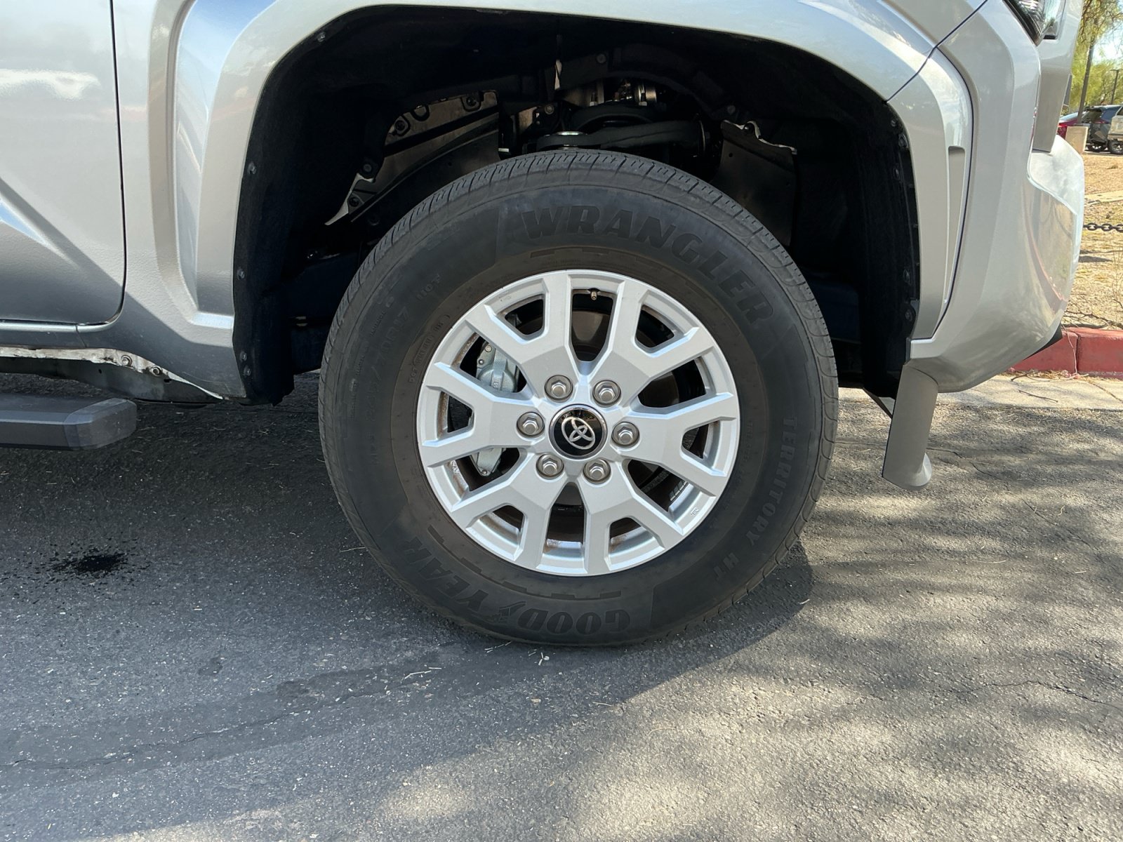 Used 2025 Toyota Tacoma SR5 RWD image 26