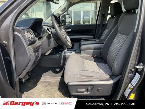 Used 2020 Toyota Tundra SR5 w/ TRD Off-Road Package AWD/4WD image 14