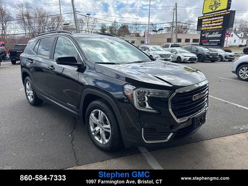 Used 2022 GMC Terrain SLE w/ Driver Convenience Package AWD/4WD image 1