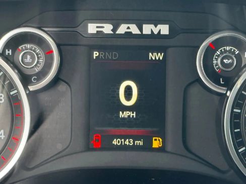 Used 2024 RAM 2500 Big Horn w/ Off Road Package AWD/4WD image 20