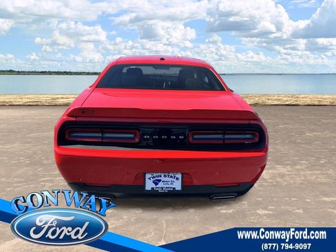 Used 2022 Dodge Challenger GT image 7