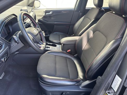 Used 2024 Ford Escape ST-Line image 17