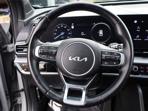 Certified 2023 Kia Sportage SX image 17