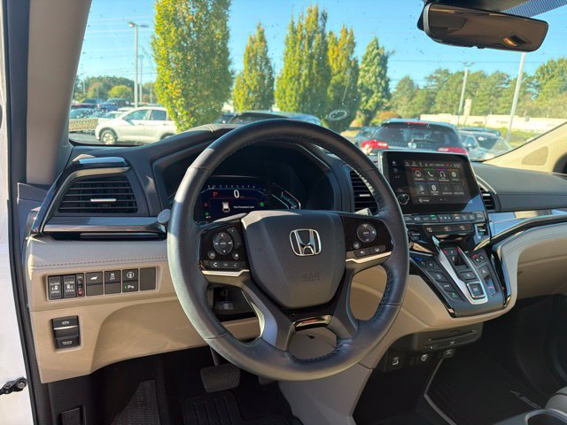 Certified 2024 Honda Odyssey Elite image 18