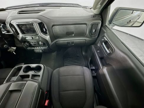 Used 2021 Chevrolet Silverado 1500 Custom AWD/4WD image 11