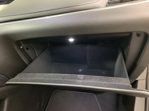 Used 2021 Cadillac XT5 Premium Luxury image 40