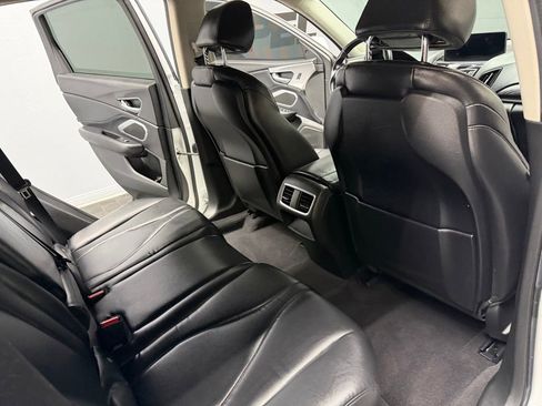 Used 2024 Acura RDX SH-AWD image 45