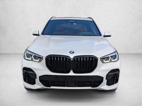 Used 2022 BMW X5 M50i w/ Executive Package image 2