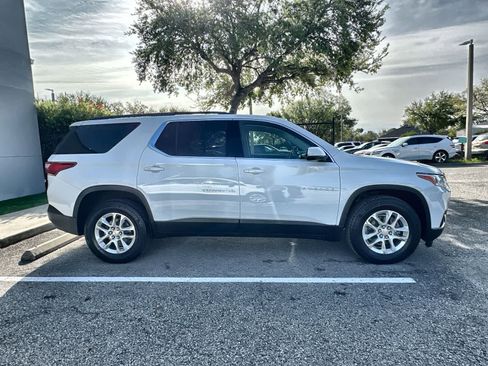 Used 2019 Chevrolet Traverse LT image 10
