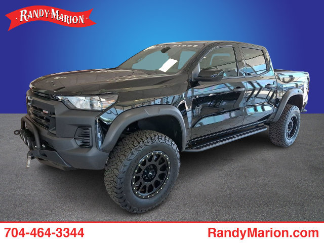 New 2026 Chevrolet Colorado Trail Boss AWD/4WD image 1