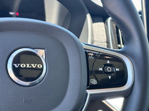 Used 2025 Volvo XC90 B6 Plus AWD/4WD image 20