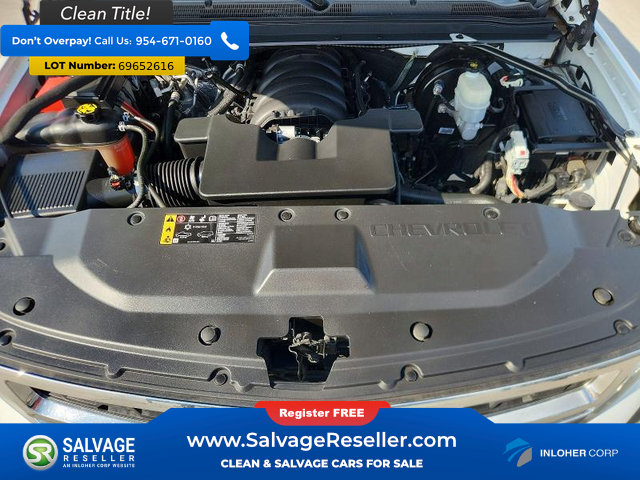 Used 2019 Chevrolet Suburban LT RWD image 16