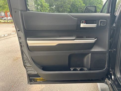 Used 2015 Toyota Tundra SR5 RWD image 28