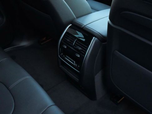 New 2026 BMW X5 M60i image 10