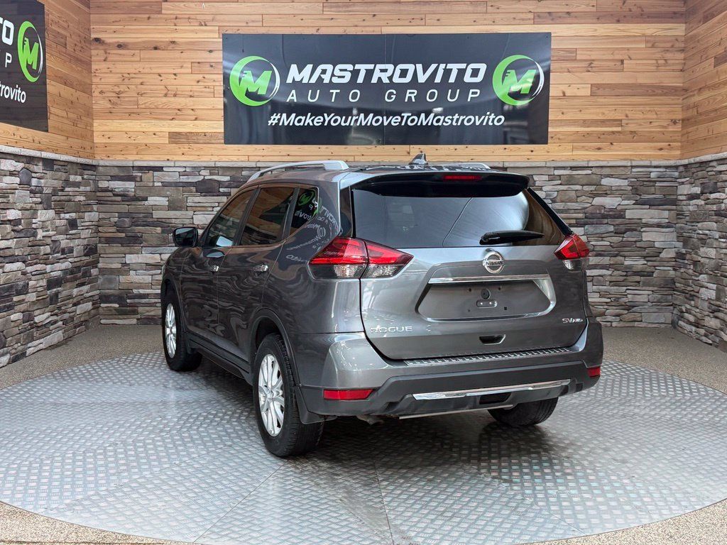 Used 2017 Nissan Rogue SV AWD/4WD image 12
