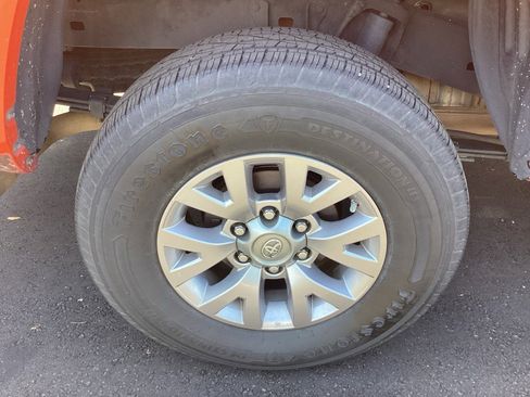 Used 2016 Toyota Tacoma SR5 image 24