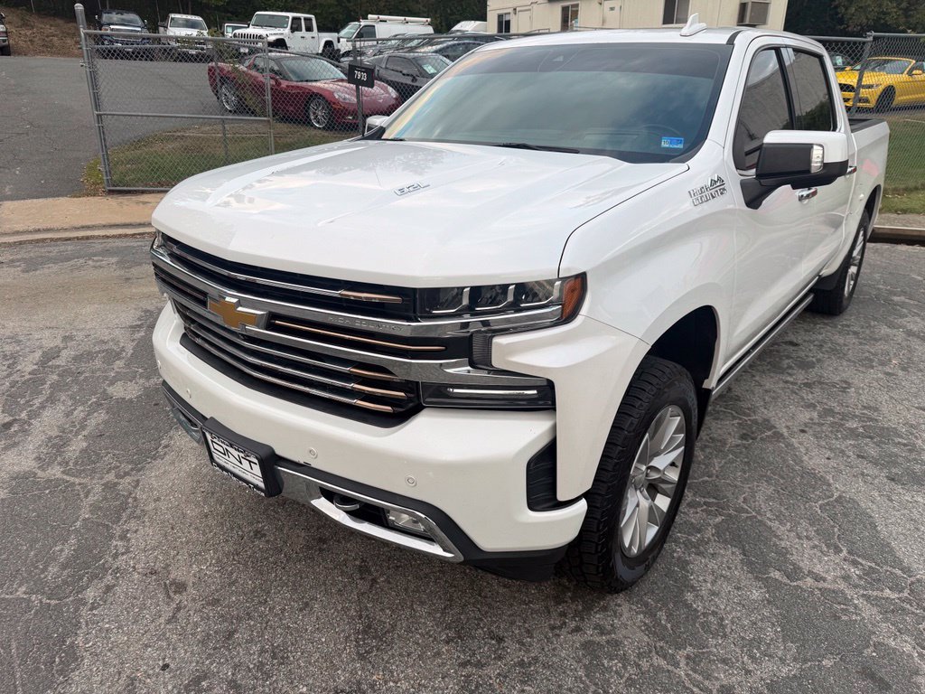 Used 2019 Chevrolet Silverado 1500 High Country w/ Technology Package AWD/4WD image 17