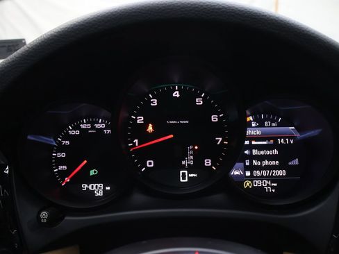 Used 2017 Porsche Macan AWD/4WD image 22