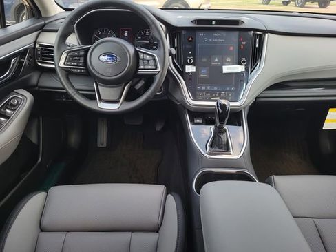 Used 2025 Subaru Outback Limited AWD/4WD image 31