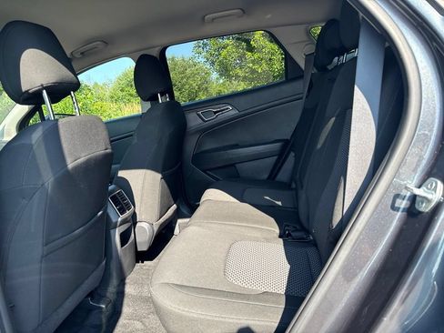 Certified 2023 Kia Sportage LX AWD/4WD image 13