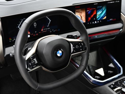 Certified 2025 BMW X3 xDrive30i image 12