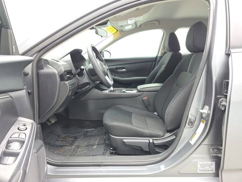 Used 2024 Nissan Sentra SV image 12
